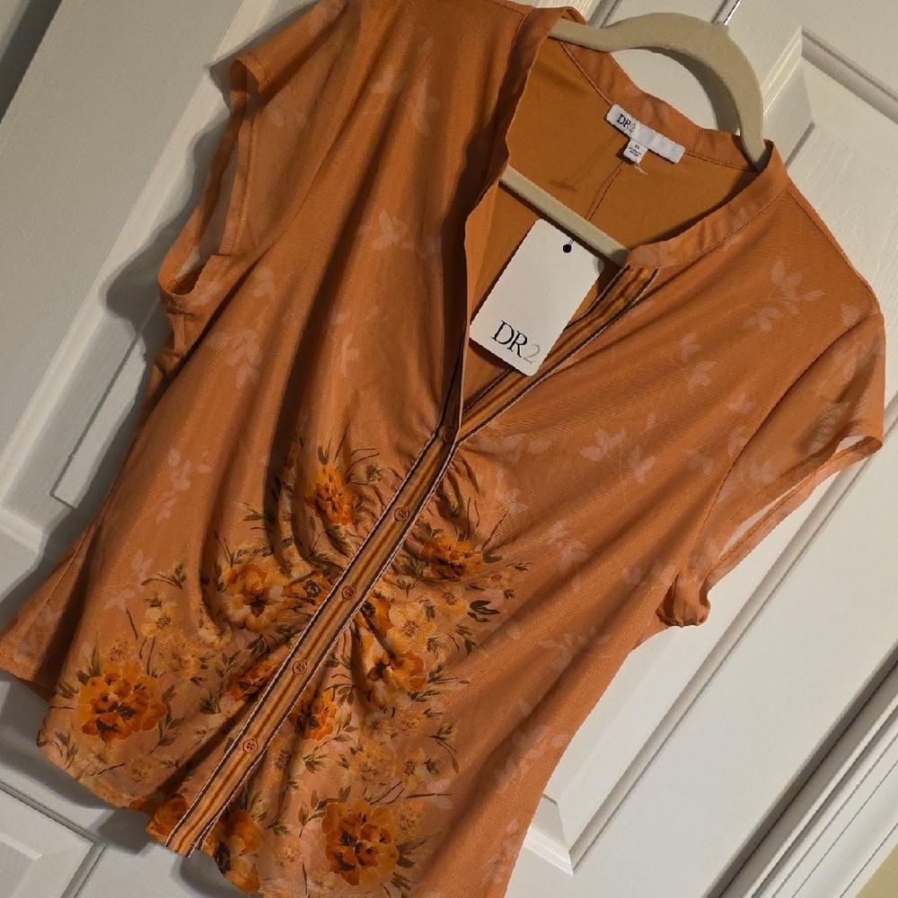 DR2 Women's Peach Floral Blouse